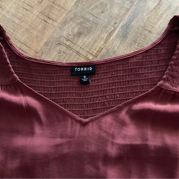 NWOT Torrid burnt orange polyester blouse size 5 (28) - Picture 7 of 11